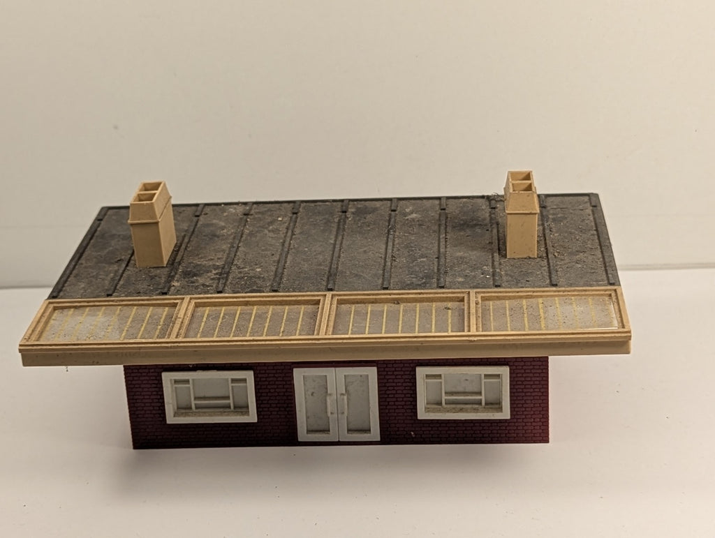 Tri-ang OO Gauge R278 Modern Station Waiting Room