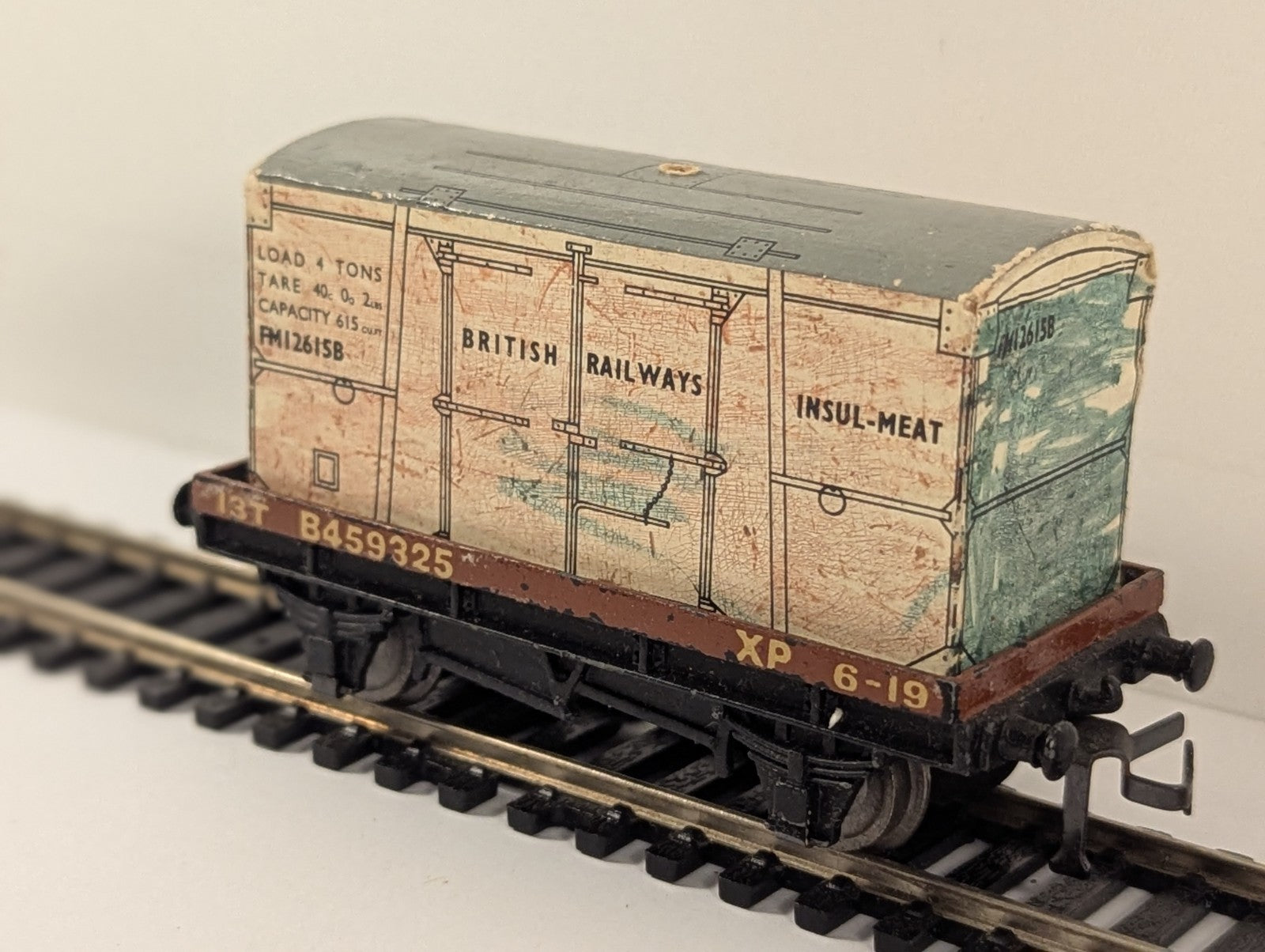 Hornby Dublo 4648 Insul-Meat Container Wagon OO Gauge Boxed