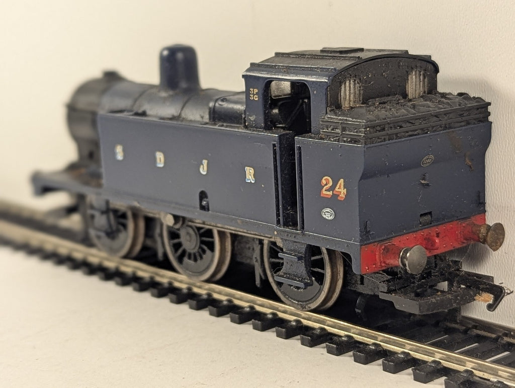 Hornby OO Gauge Class 3F Jinty 0-6-0T Locomotive 24 SDJR Blue 32-227