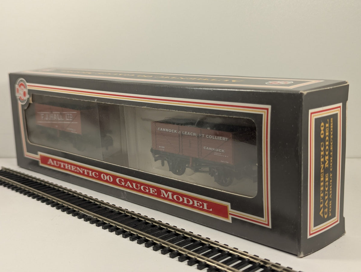 Dapol OO Gauge 7 Plank Coal Wagon Twin Pack Wagons 65 & 4129