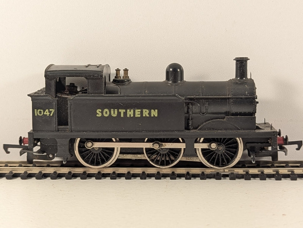 Hornby Dublo R1 0-6-0 Tank Engine Southern Black