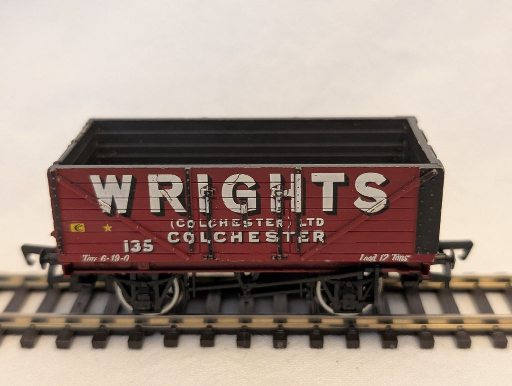 Bachmann OO Gauge 7-Plank Open Wagon 135 Wrights (Colchester) Ltd