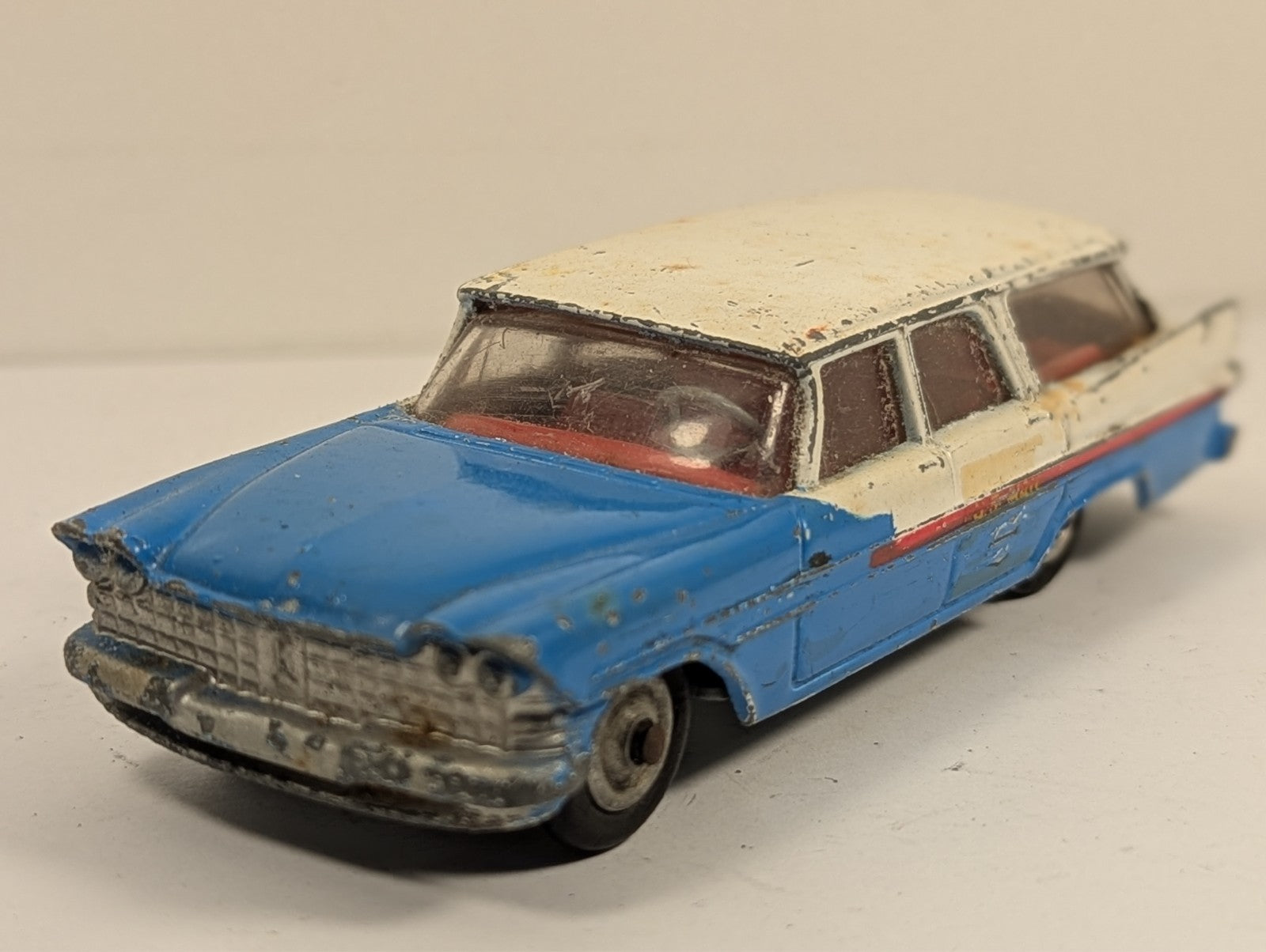 Corgi Toys 443 Plymouth Sports Suburban U.S. Mail car 1:43 Scale - Chipped Paint
