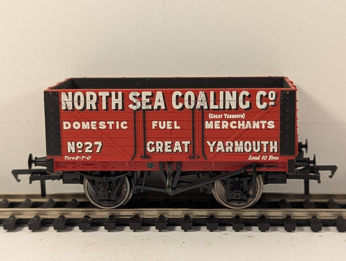 Bachmann OO Gauge 7-Plank Open Wagon North Sea Coaling Co. Goods Wagon 27