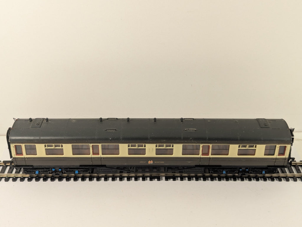 Bachmann OO Gauge GWR Collett Coach Chocolate & Cream