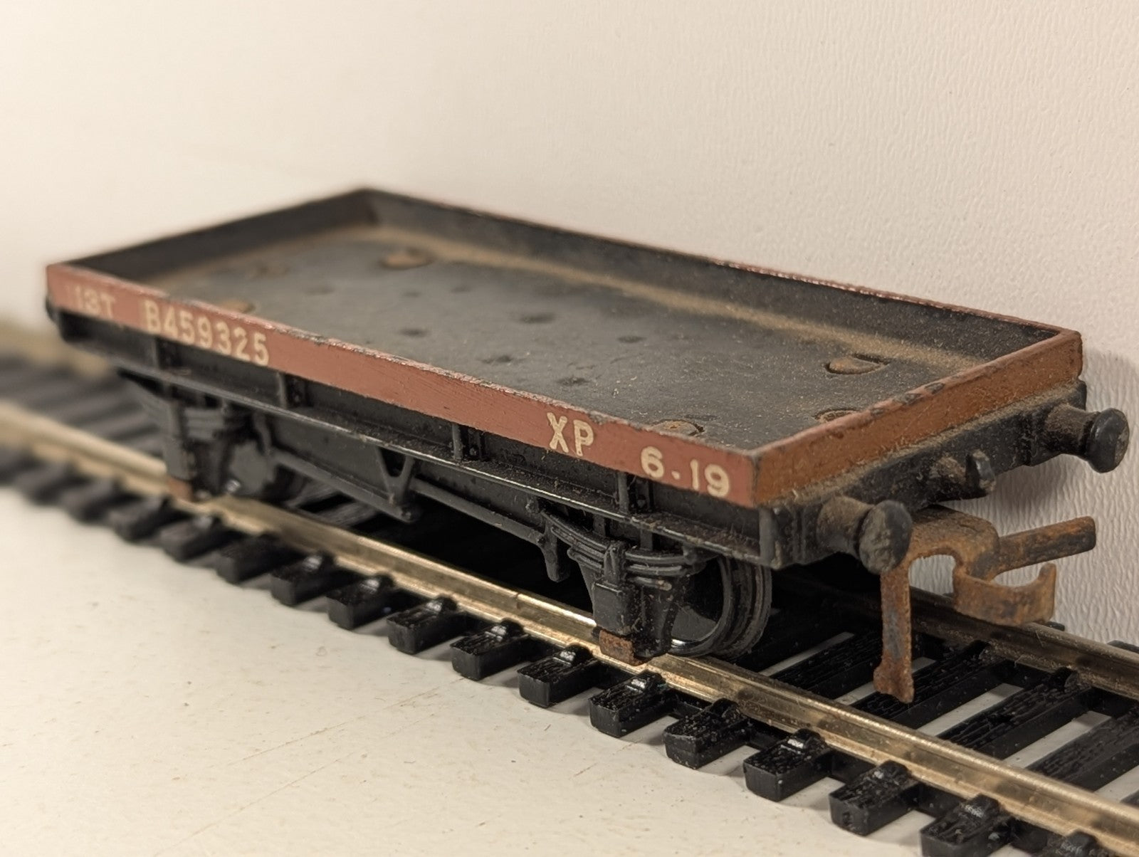Hornby Dublo 13 Ton Low Sided Wagon OO Gauge - Boxed
