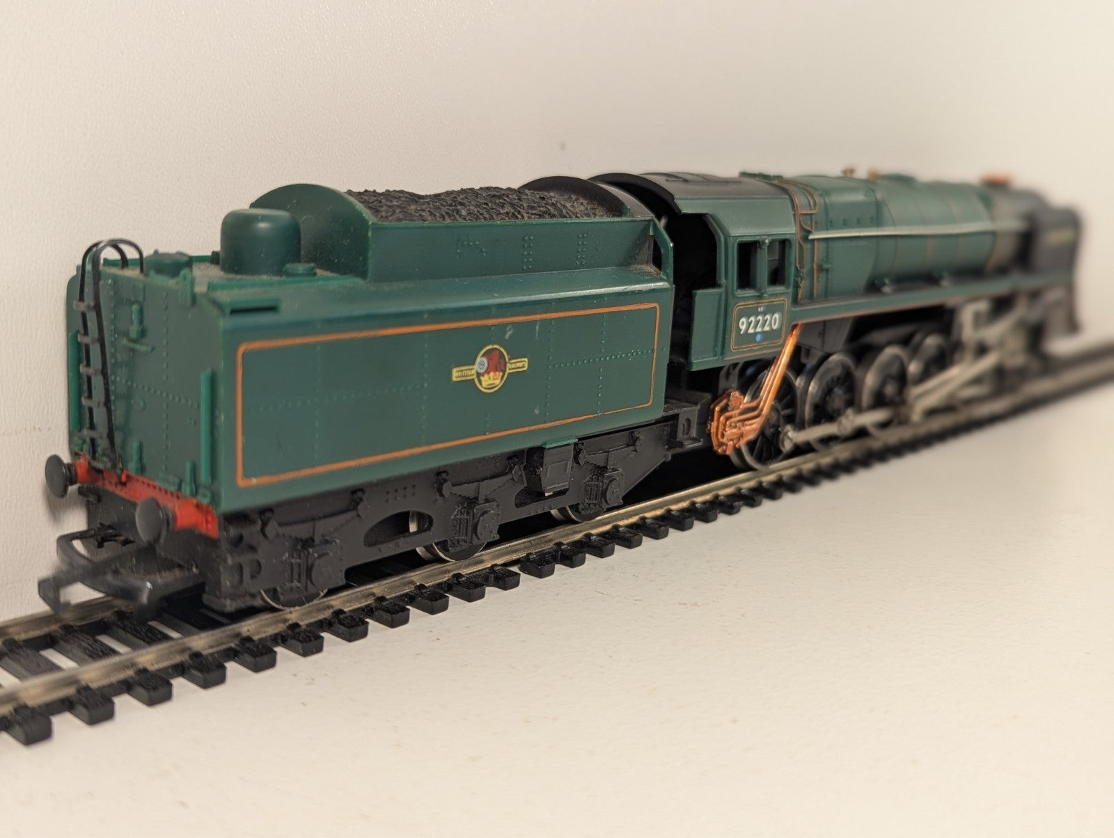 Hornby BR Class 9F "Evening Star" Steam Locomotive OO Gauge