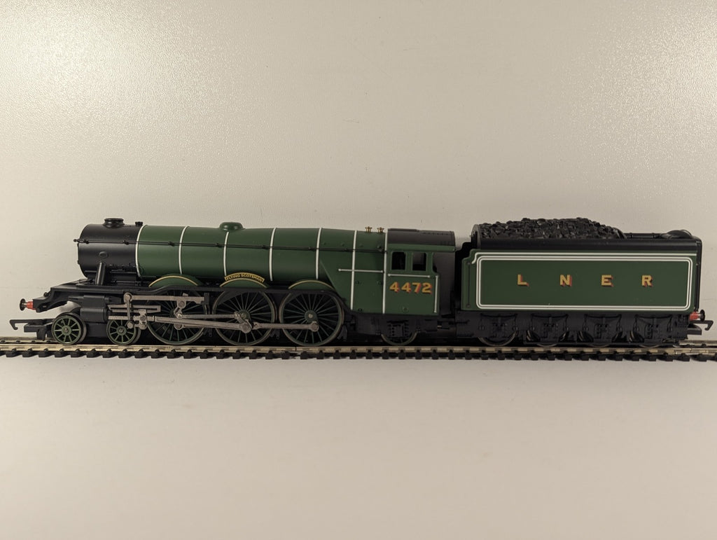 Hornby OO Gauge LNER Class A3 'Flying Scotsman' Steam Locomotive 4472