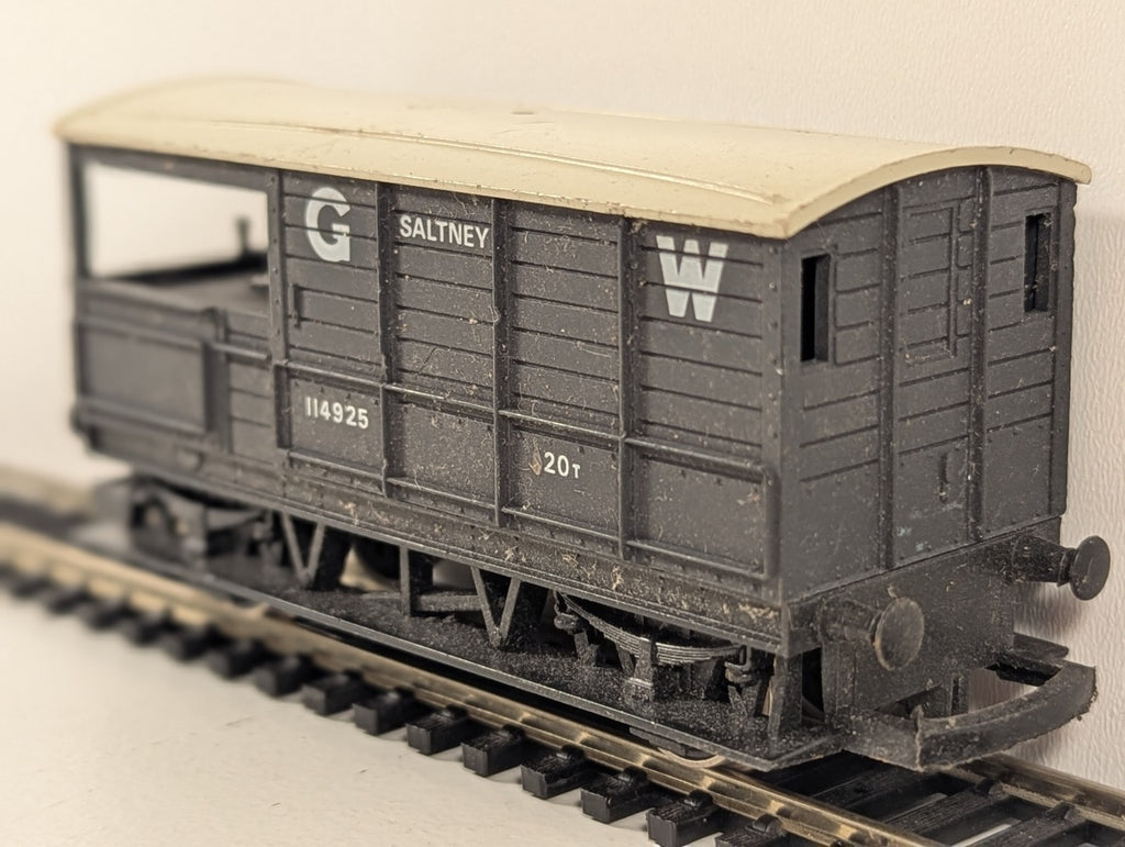 Hornby R714 OO Gauge GWR 20T Toad Brake Van