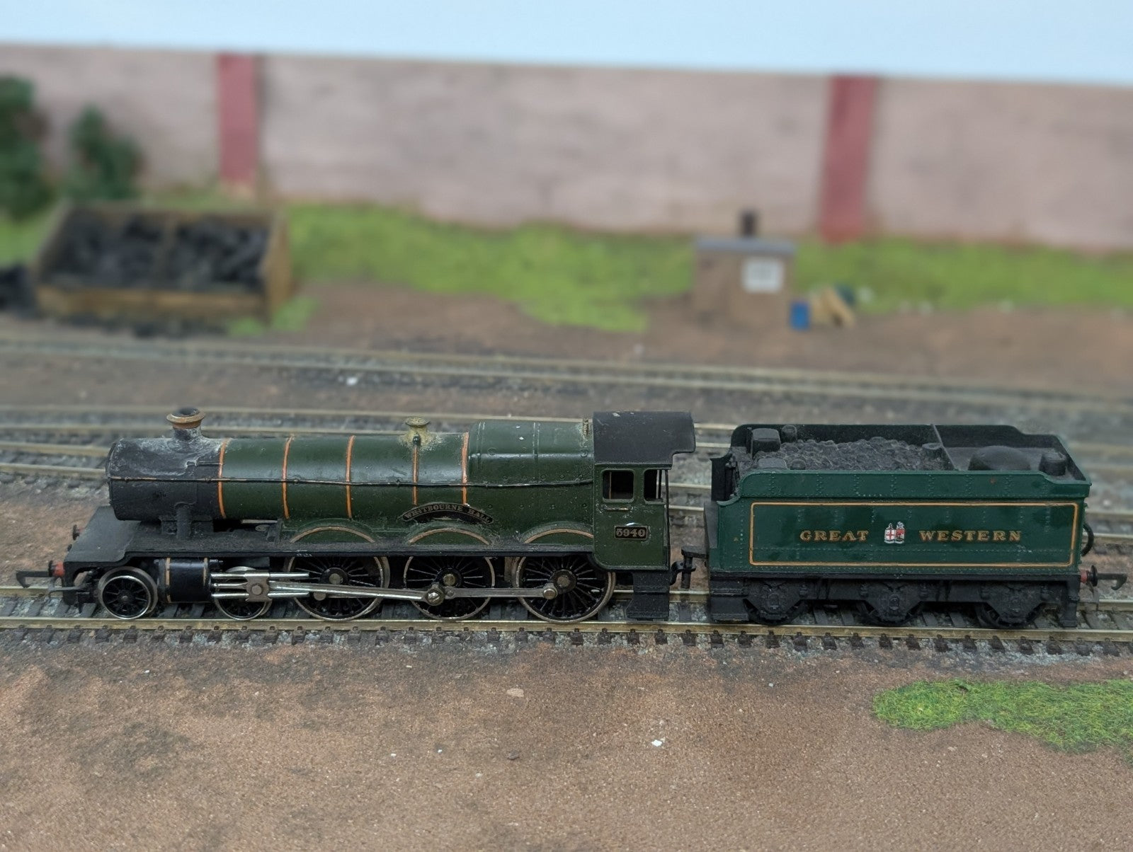 Hornby Hall Class Renamed Whitbourne Hall Renumbered OO Gauge