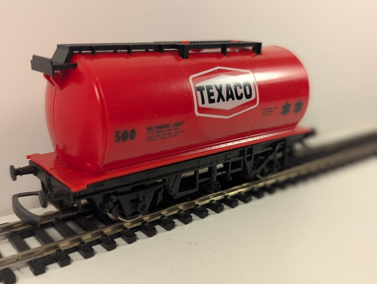Hornby R184 OO Gauge Texaco Tank Wagon