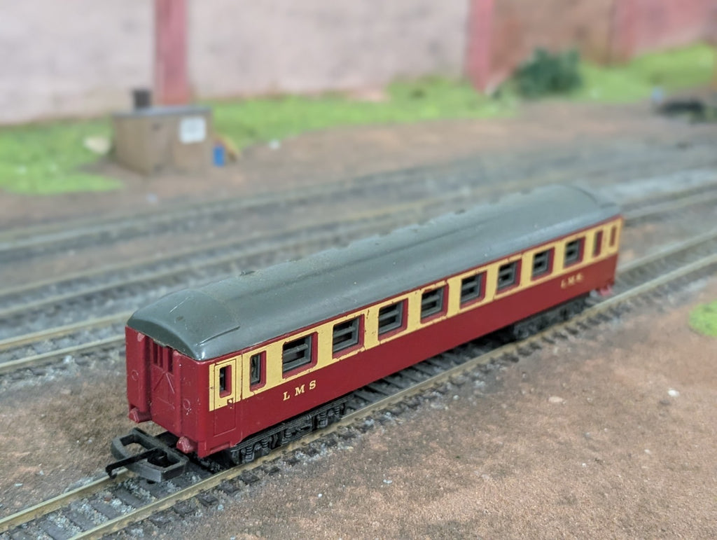 Lima HO Gauge LMS Coach 5051
