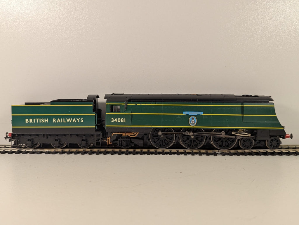 Hornby R2220 Battle of Britain Class Steam Locomotive