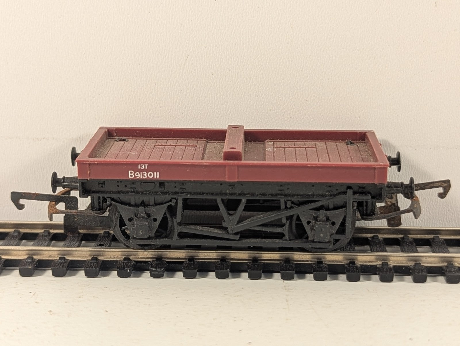 Tri-ang OO Gauge R14 BR 13T Medium Wagon B913011