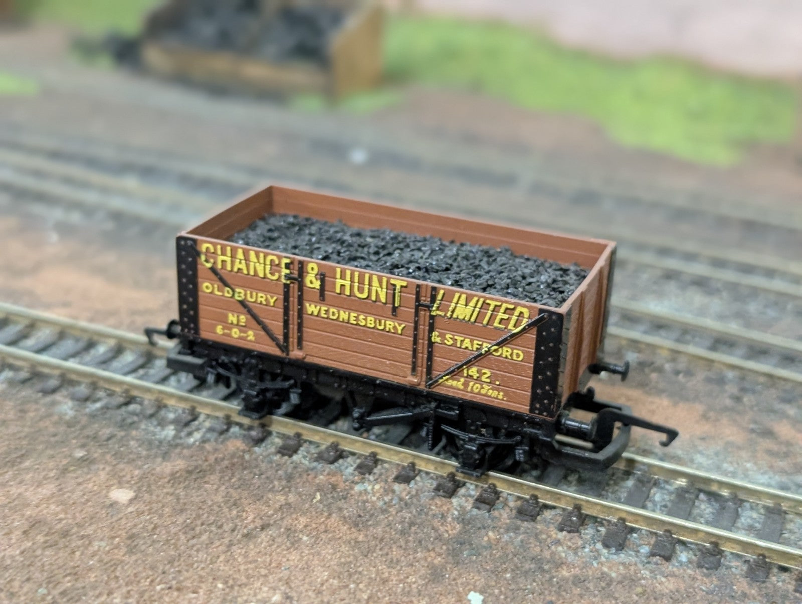 Hornby 7 plank wagon 'Chance & Hunt OO gauge