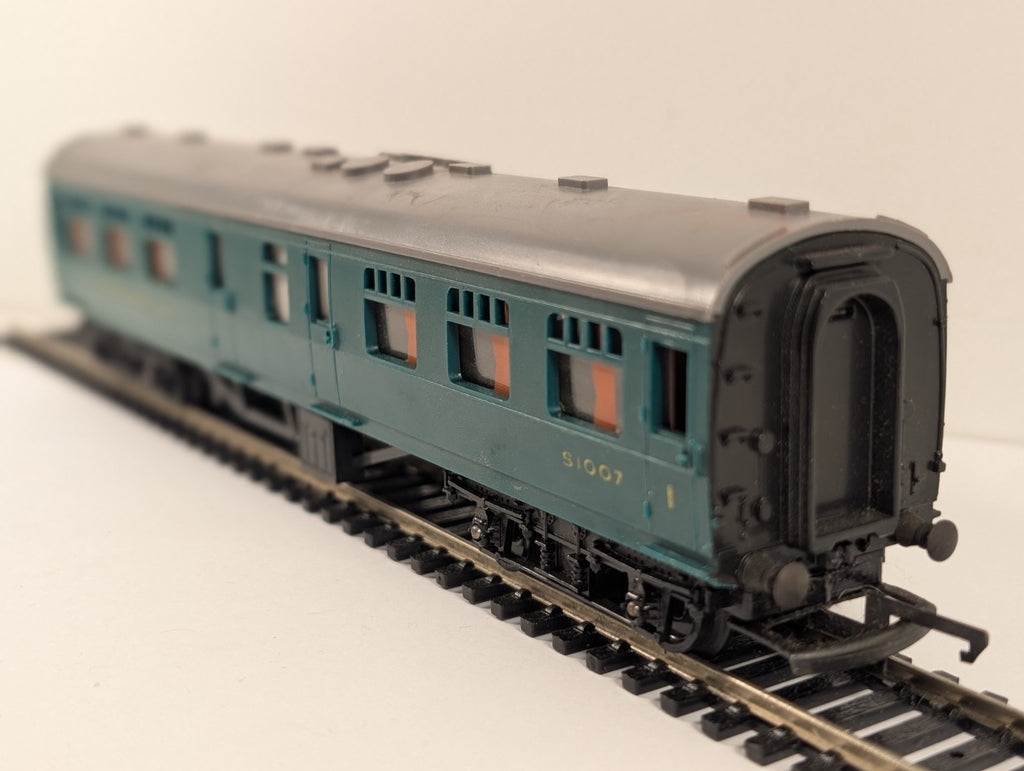 Tri-ang R229 OO Gauge Southern Railway 1st Class Restaurant Car