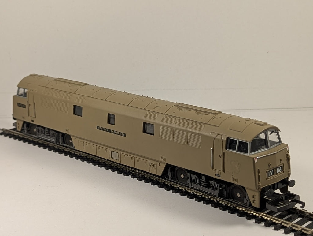 Lima OO Gauge Class 52 Western Enterprise Diesel Locomotive D1023 BR Desert Sand