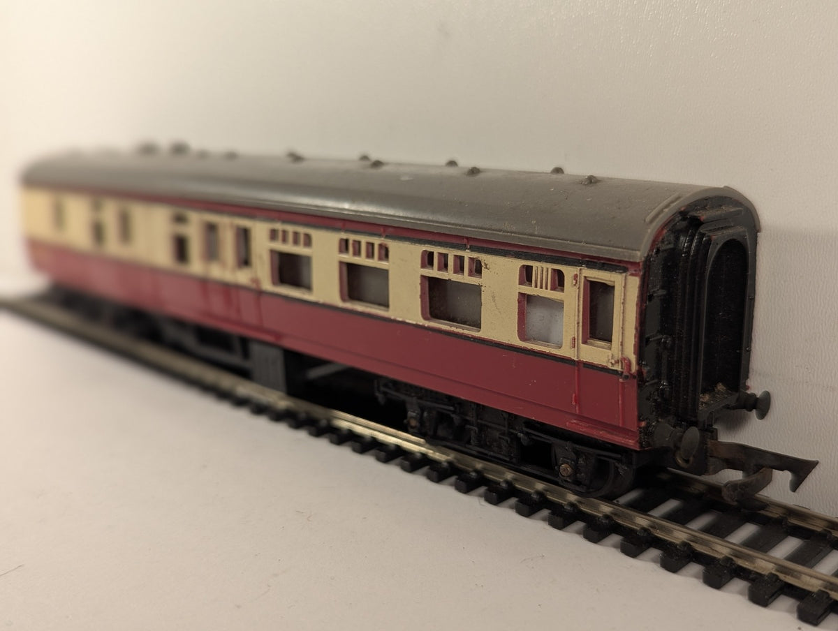 Tri-ang OO Gauge BR Mk1 Brake Second Coach Passenger Coach M34000
