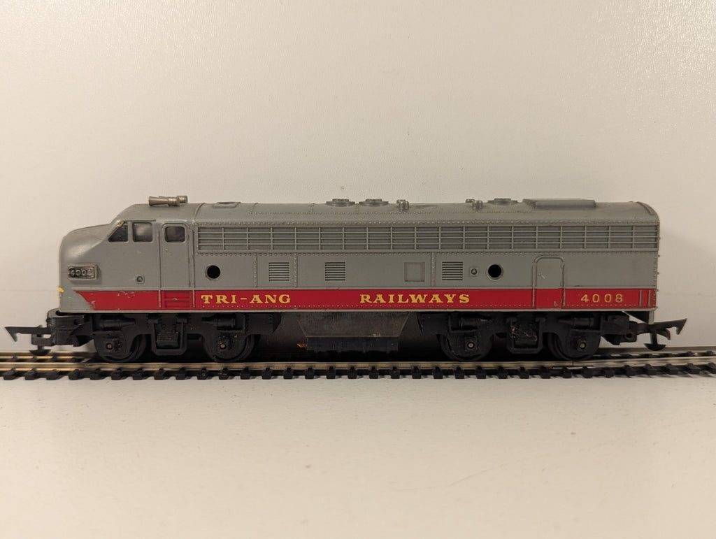 Tri-ang OO Gauge R57 Transcontinental B-B Diesel Dummy Locomotive