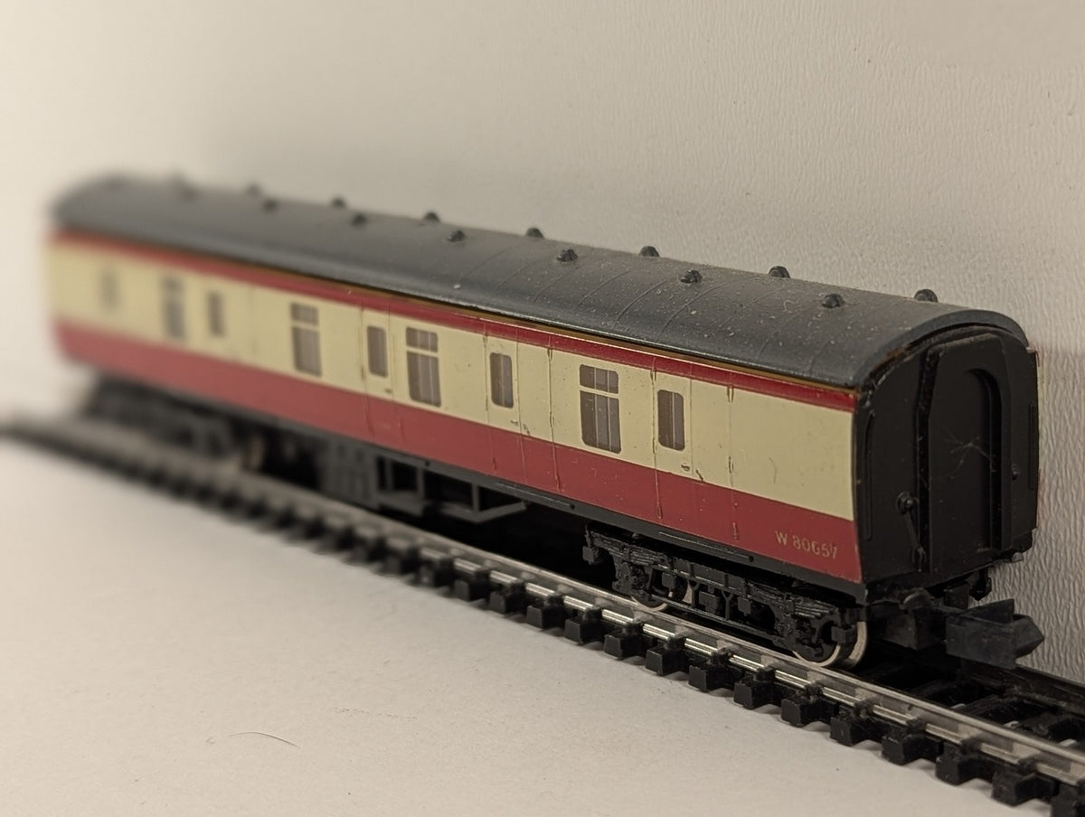 Graham Farish N Gauge BR Mk1 Corridor Coach Passenger Coach W 80657
