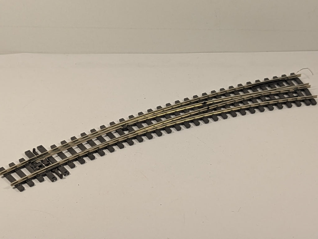 Peco SL-E387 HOe Gauge Code 55 Left Hand Curved Point