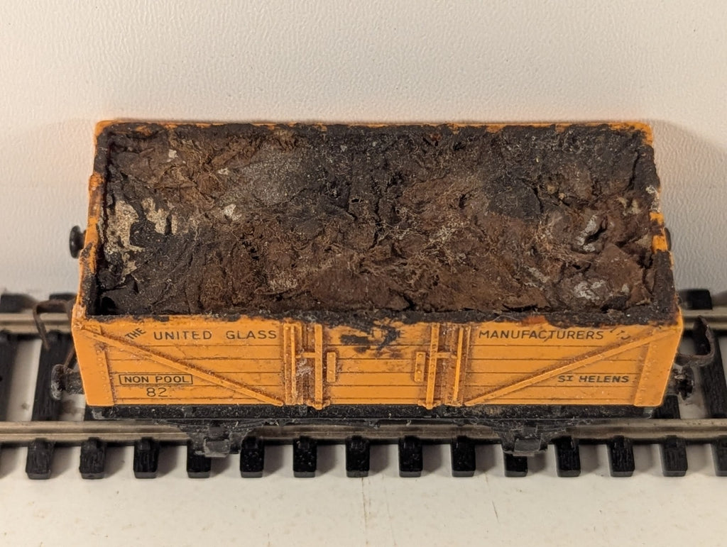 Hornby Dublo 4660 United Glass Manufacturers 5 Plank Open Wagon Weathered
