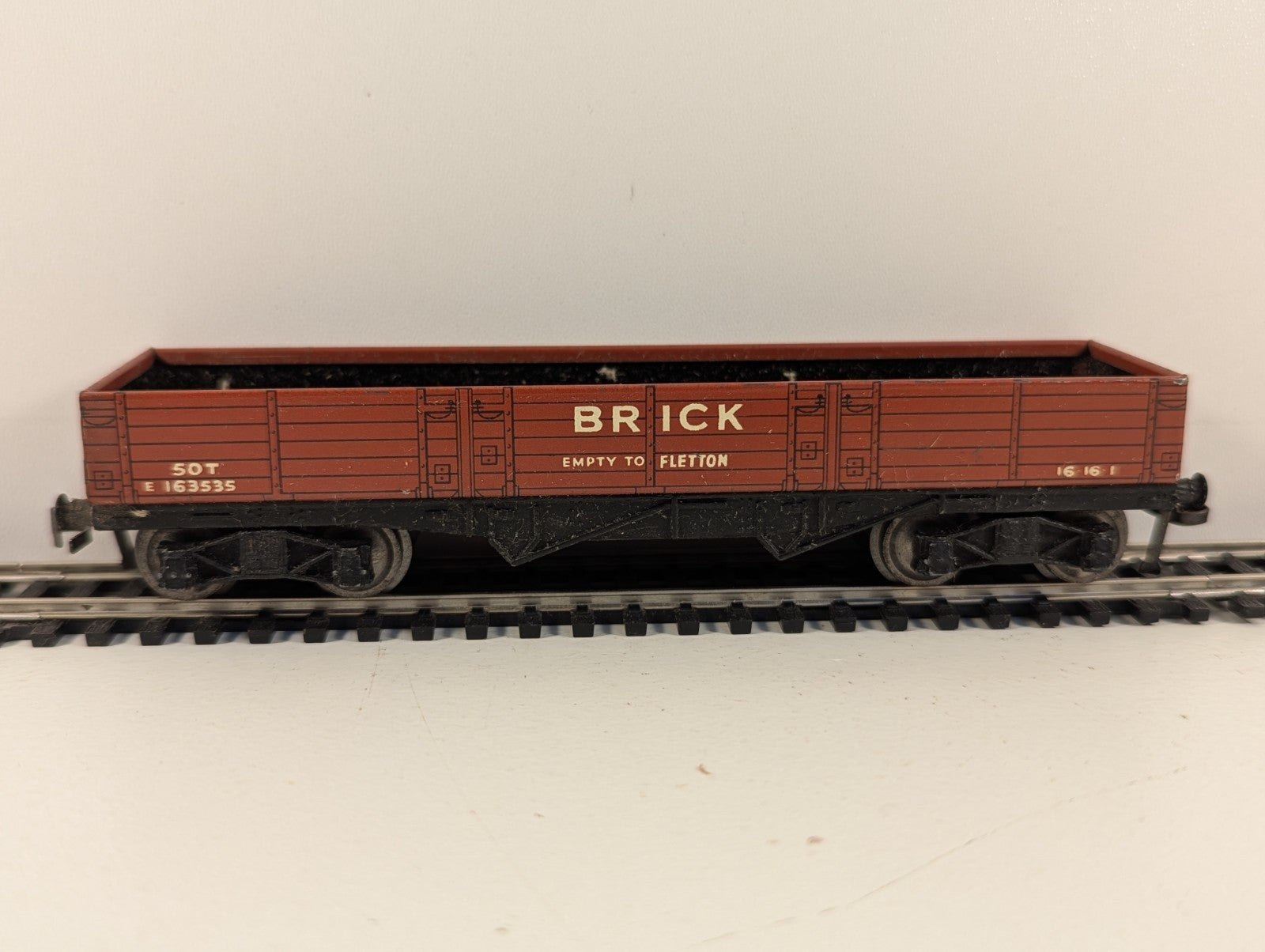Hornby Dublo 32050 OO Gauge High Capacity Bogie Brick Wagon - Boxed