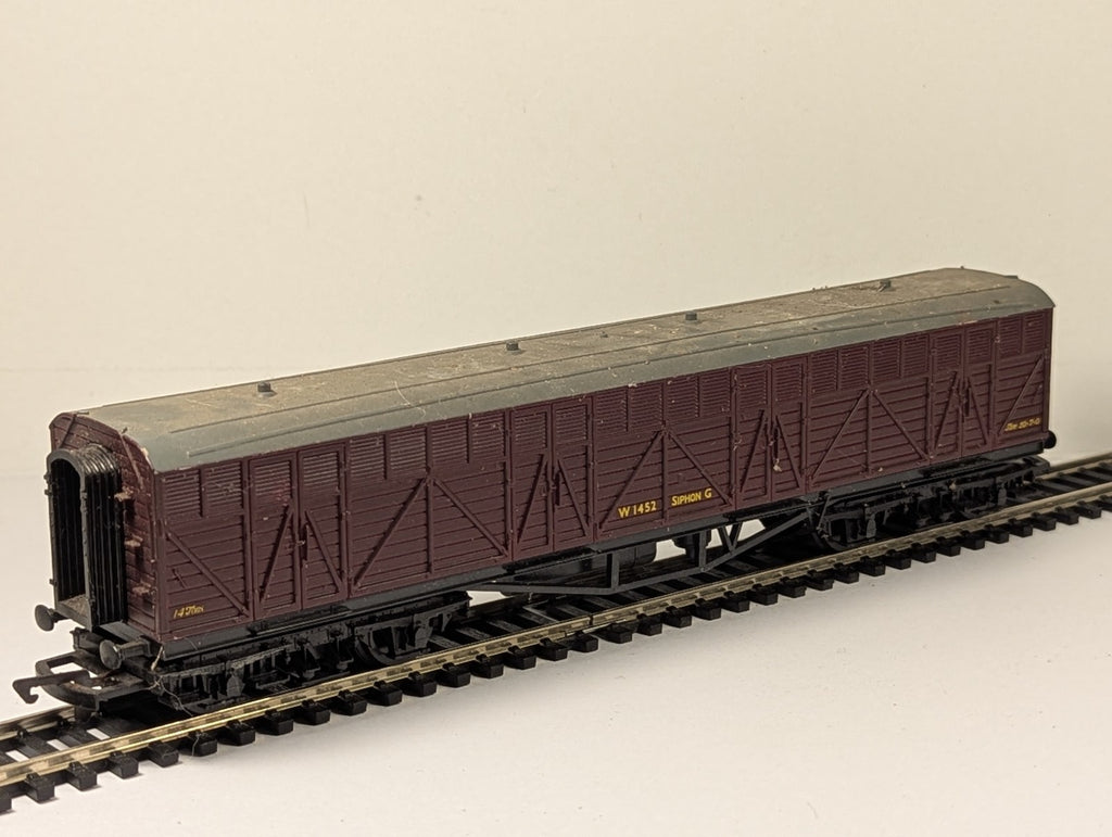Mainline Railways OO Gauge Siphon G Bogie Van W1452 BR Maroon