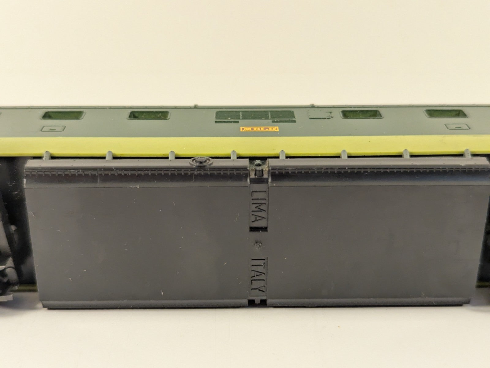 Lima OO Gauge Class 55 Deltic D9003 Meld Diesel Locomotive - Non-Runner