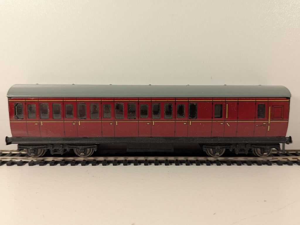 Hornby Dublo OO Gauge Tinplate BR Maroon Suburban Brake Coach