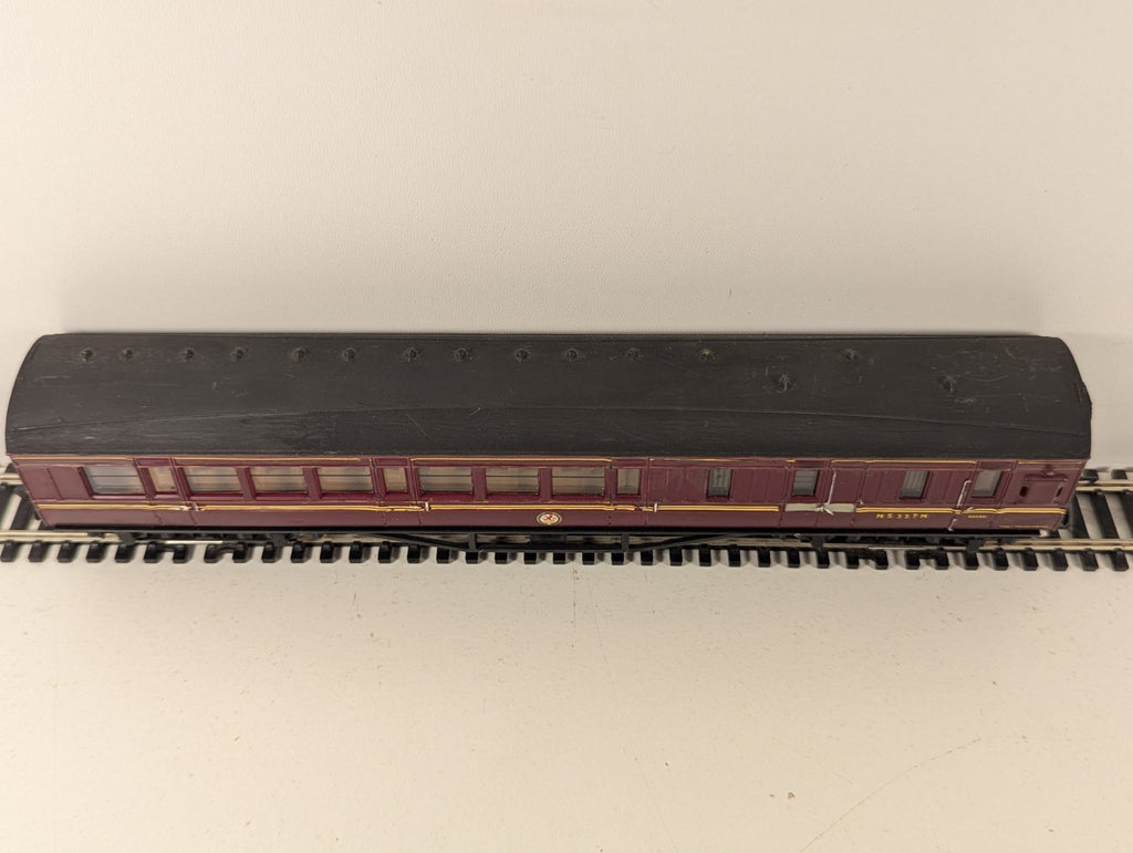 Mainline Railways OO Gauge BR 57ft Brake Third Corridor Coach