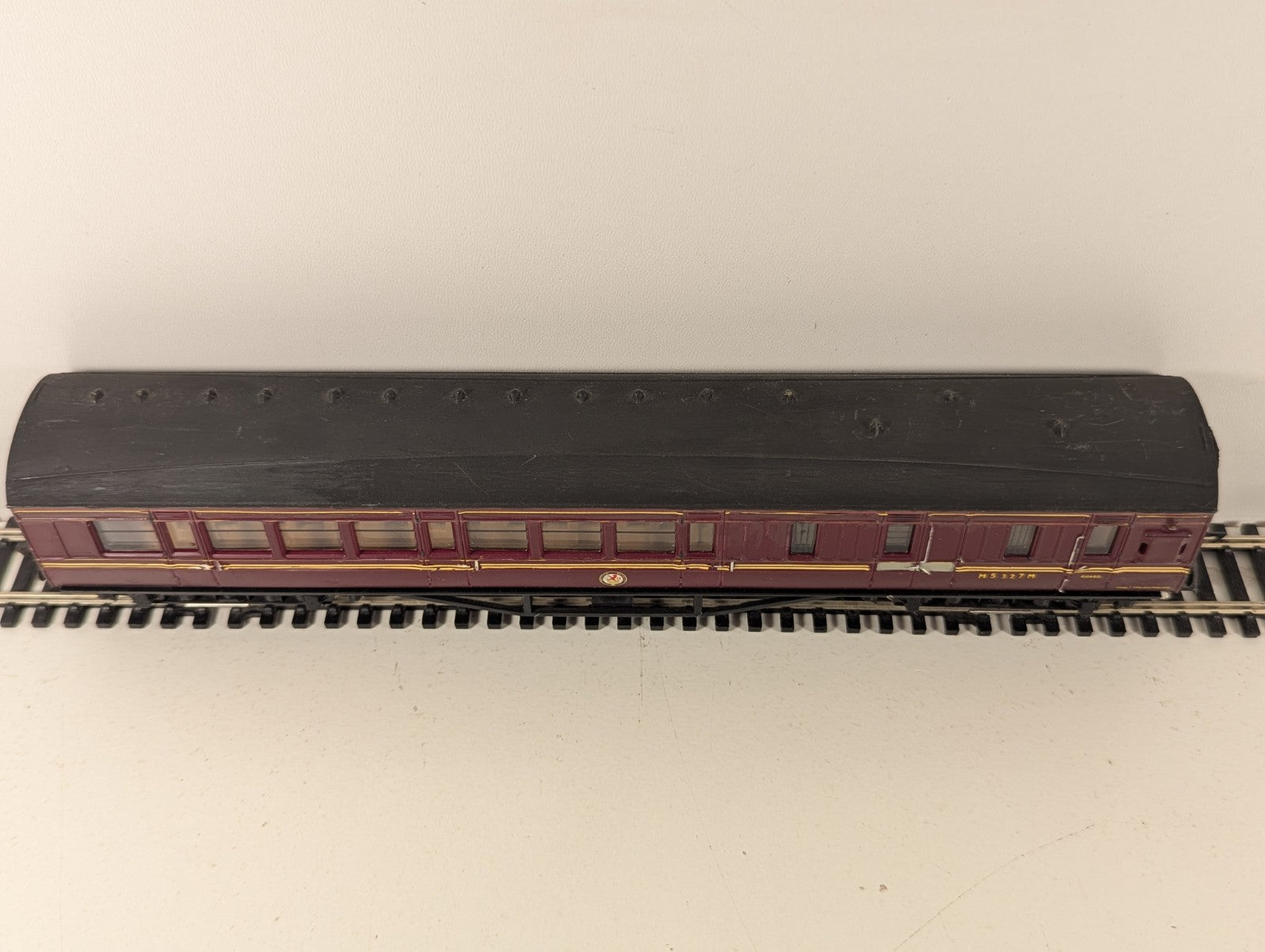 Mainline Railways OO Gauge BR 57ft Brake Third Corridor Coach