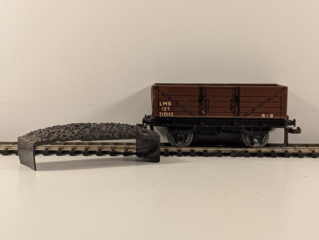Hornby Dublo 32025 OO Gauge LMS D1 Coal Wagon with Coal Load - Boxed