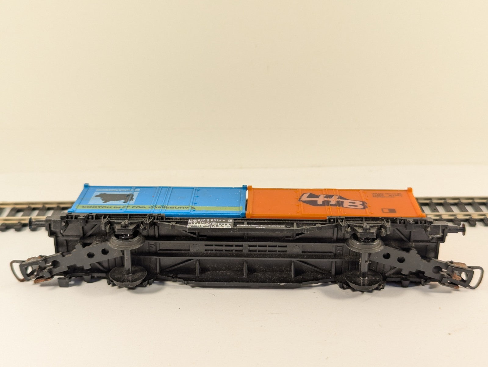 Lima 2852 HO Gauge 4-Wheel Container Flat Wagon
