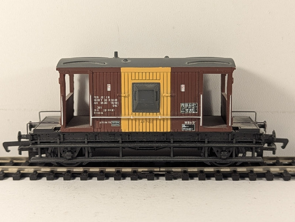 Bachmann OO Gauge BR 20 Ton Brake Van B955136 BR Bauxite 33-825