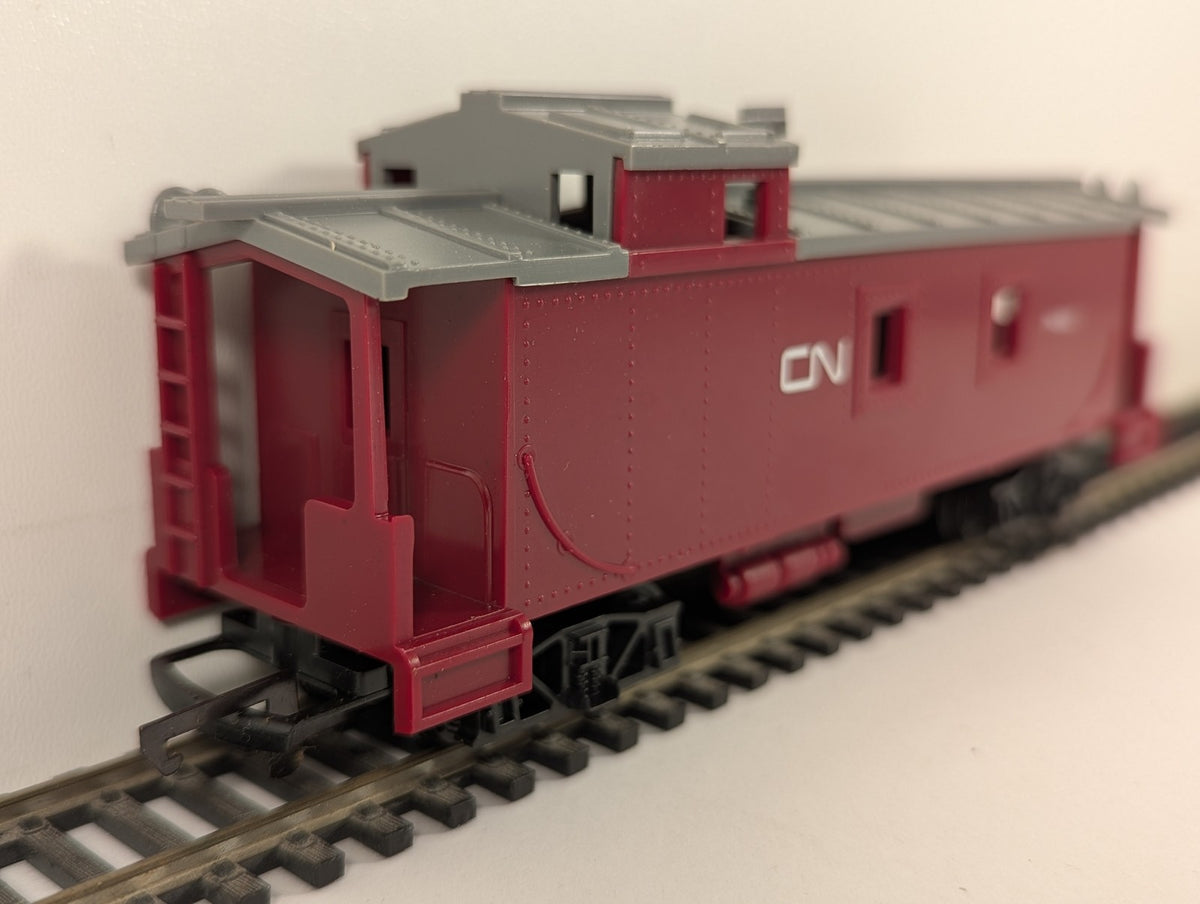 Hornby OO Gauge C.N. Caboose 7482 Canadian National Maroon R.1151