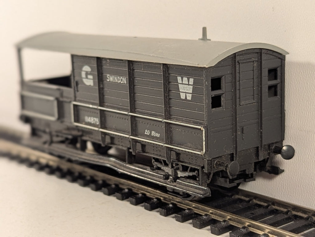 Airfix OO Gauge GWR 20 Ton Toad Brake Van 114875 GWR Grey 54303