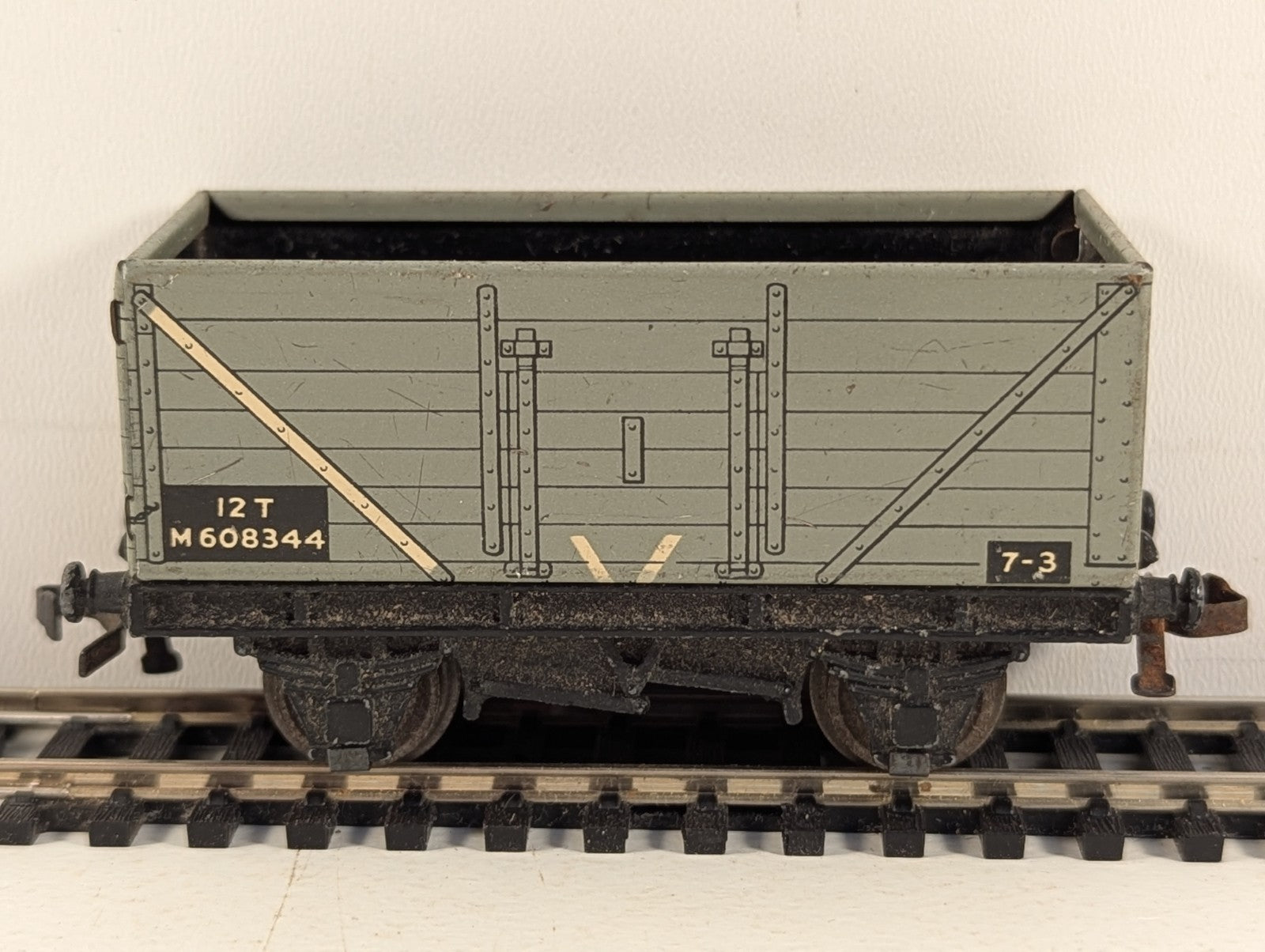 Hornby Dublo OO Gauge 12T Open Wagon M608344 BR Grey D1