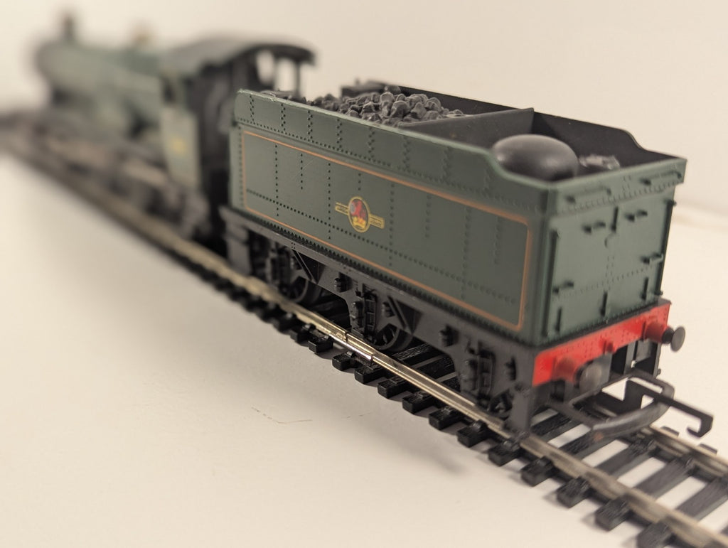 Hornby R759 OO Hall Class Albert Hall