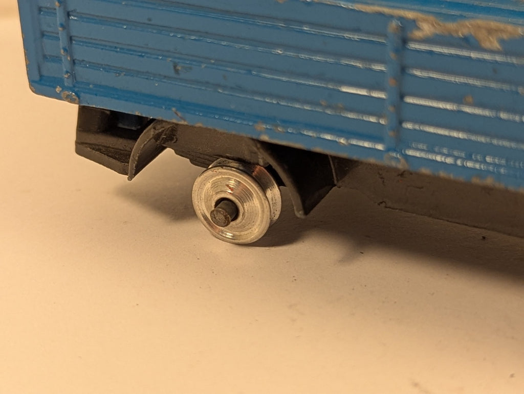 Corgi Toys No. 483 Dodge Kew Fargo Tipper Truck 1:43 Scale - Missing Wheel