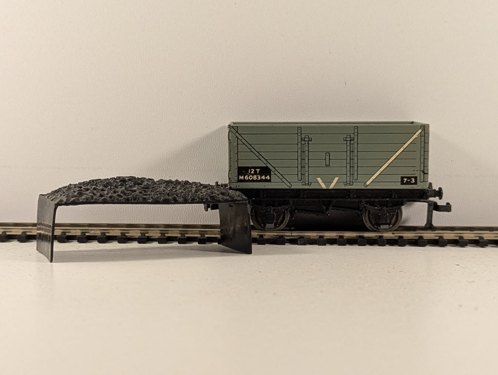 Hornby Dublo 32030 OO Gauge D2 High-Sided Coal Wagon with Coal Load - Boxed