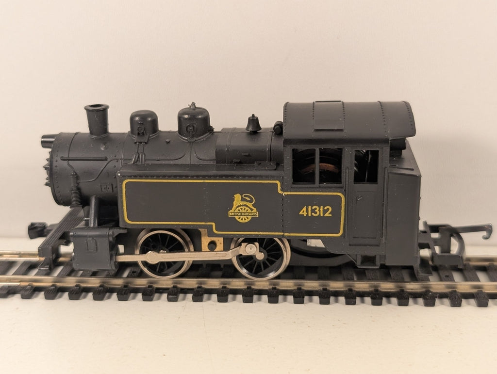 Lima L201710 0-4-0 Tank Locomotive BR Lined Black