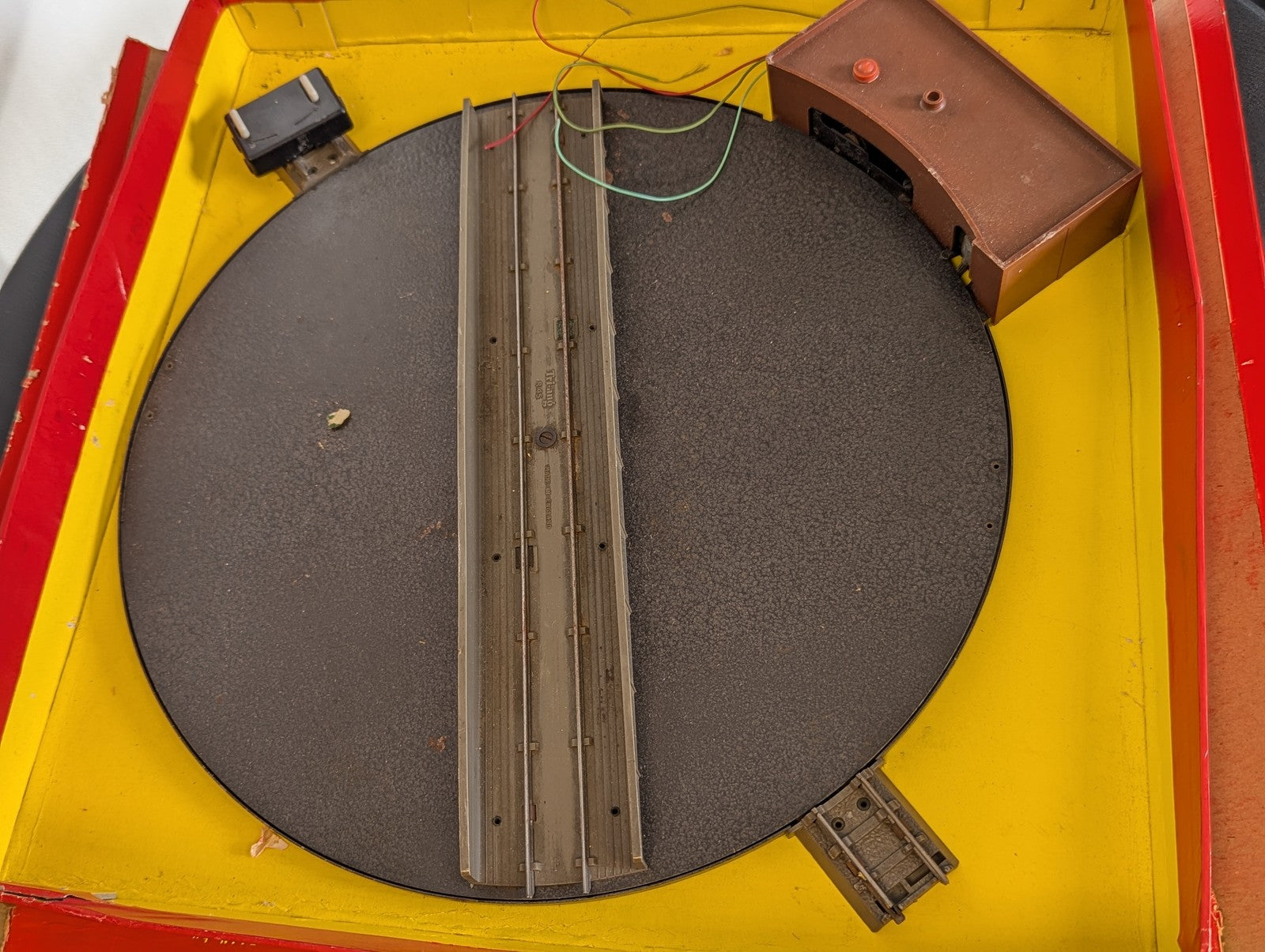 Tri-ang OO Gauge R.45 Turntable Set