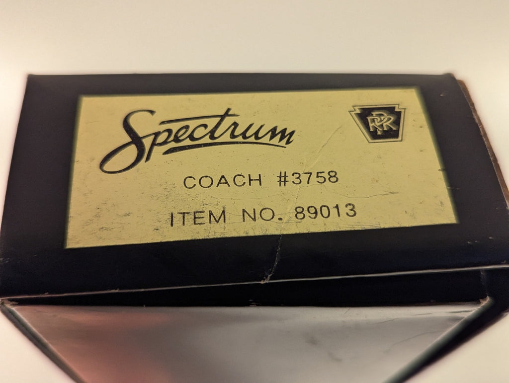 Bachmann HO Gauge Pennsylvania Railroad Heavyweight Coach Passenger Coach 3758