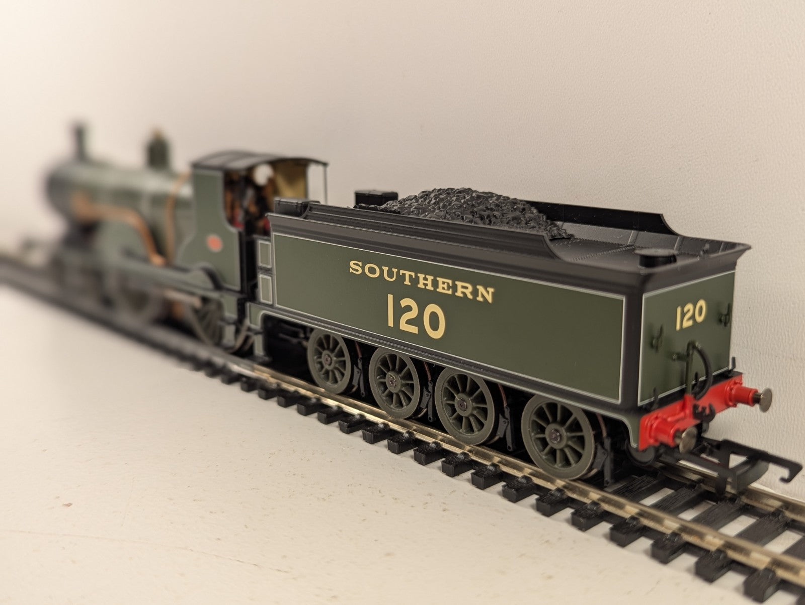 Hornby R2690 OO Gauge NRM LSWR Class T9 Southern Green - Boxed
