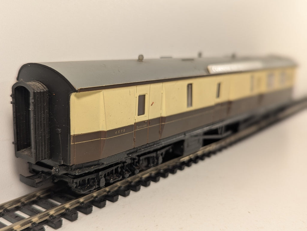 Airfix OO Gauge GWR Centenary Brake Third Coach Passenger Coach 4575