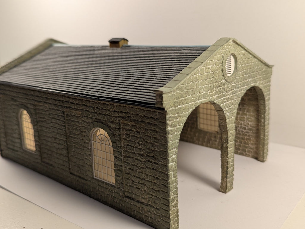 Hornby OO Gauge Skaledale Double Track Engine Shed Scenic Accessory