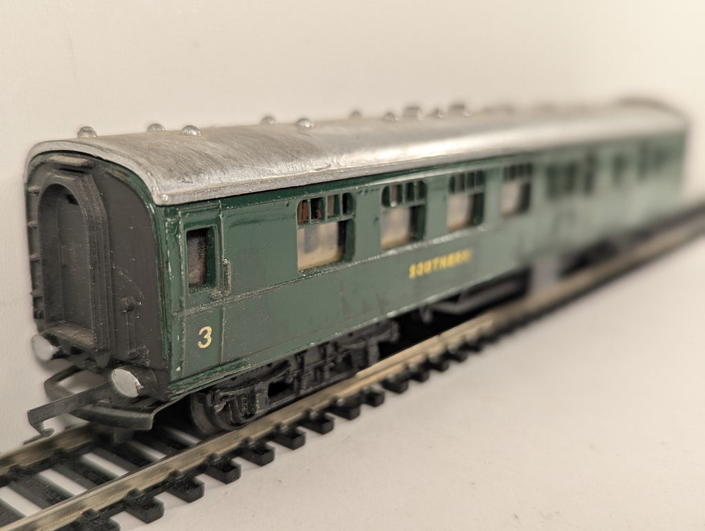 Playcraft HO Scale Brake Third Coach Passenger Coach Southern Green P862
