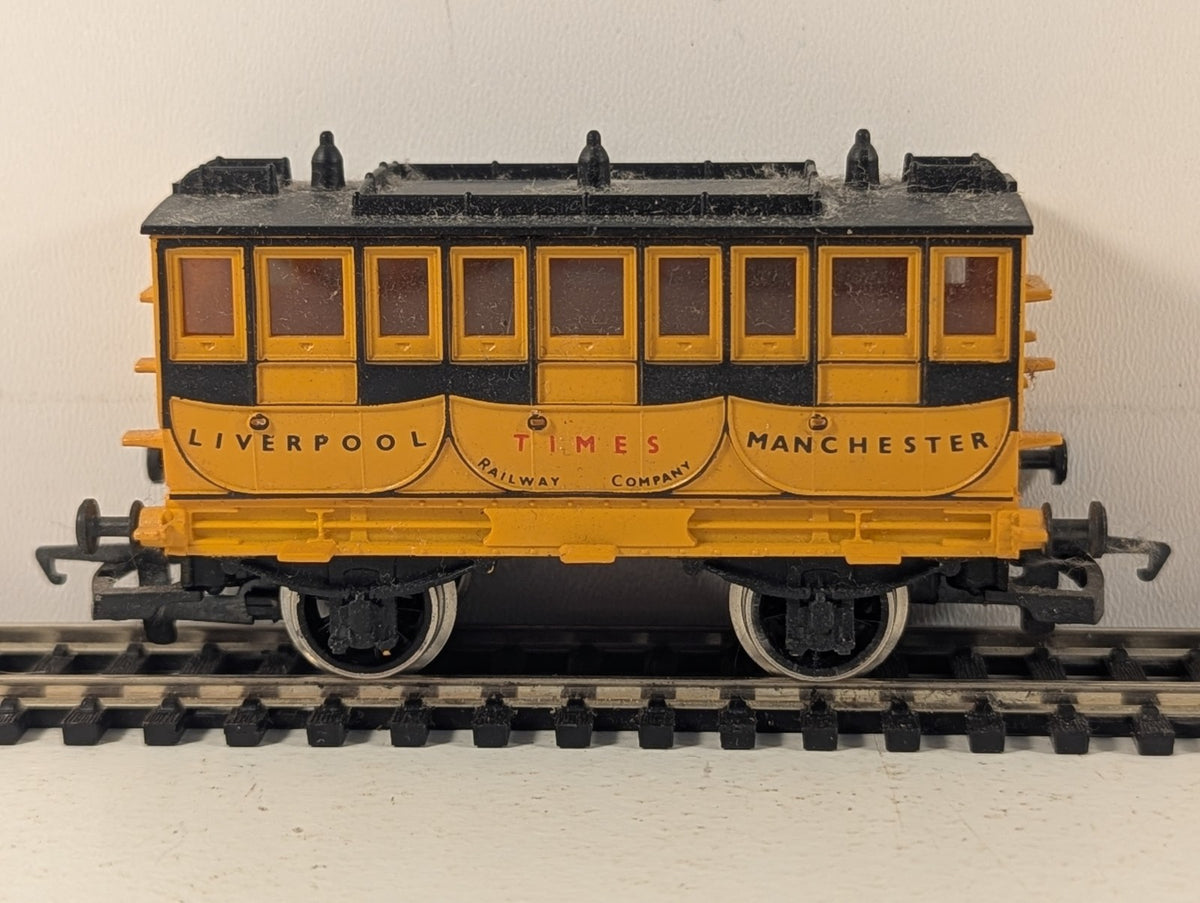 Hornby OO Gauge Liverpool & Manchester Railway 1st Class Coach 'Times'