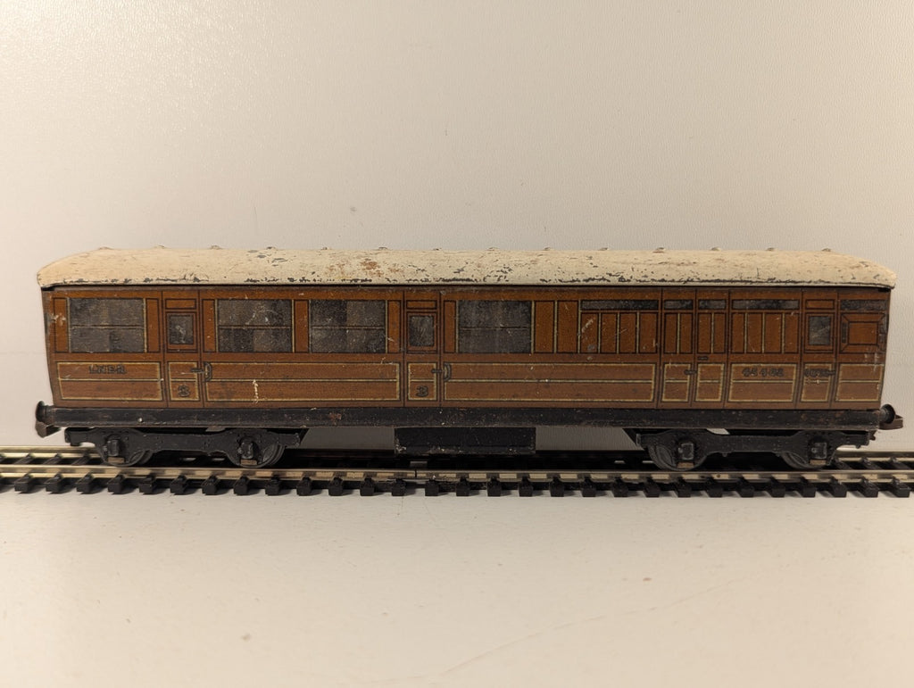 Hornby Dublo OO Gauge D12 LNER Corridor Brake Third Coach Passenger
